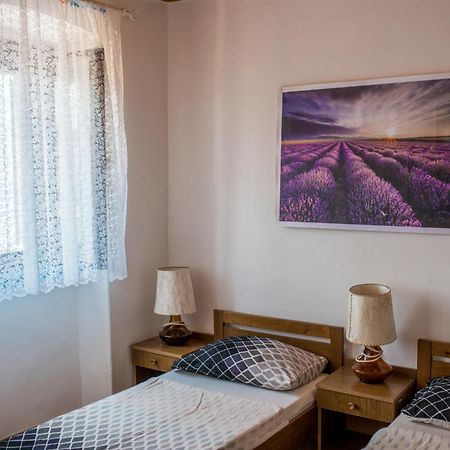 Hostel Flora Mali Lošinj Zimmer foto